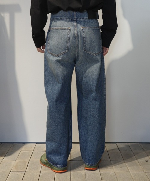 MM6 Maison Margiela(エムエムシックス メゾン マルジェラ)の「MM6 PANTS 5 POCKETS(デニムパンツ・メンズ・ライトブルー・29/30)」の3枚目の写真