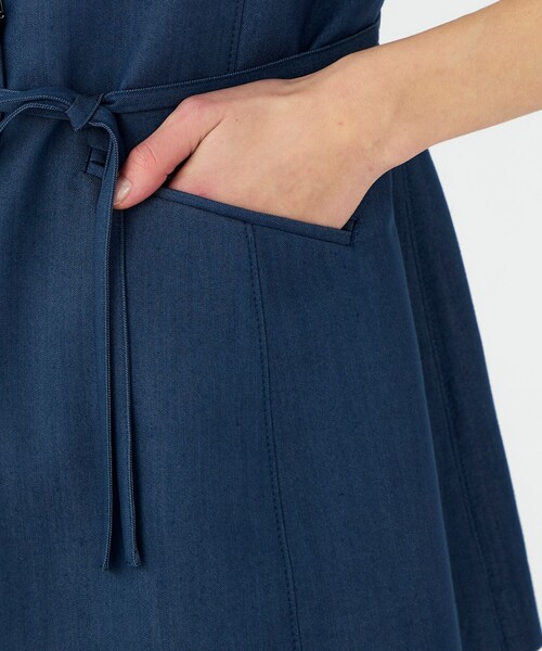 BALLSEY（ボールジィ）の「ラスターデニム ミドルジレ（ベスト・レディース・ブラック/ネイビー・36）」の6枚目の写真