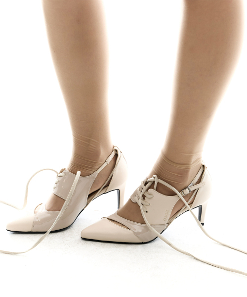 OJOS(オホス)の「Multistrap Stiletto Heels / Beige(パンプス・レディース・その他・22.5cm/23cm/23.5cm/24cm/24.5cm/25cm)」の1枚目の写真