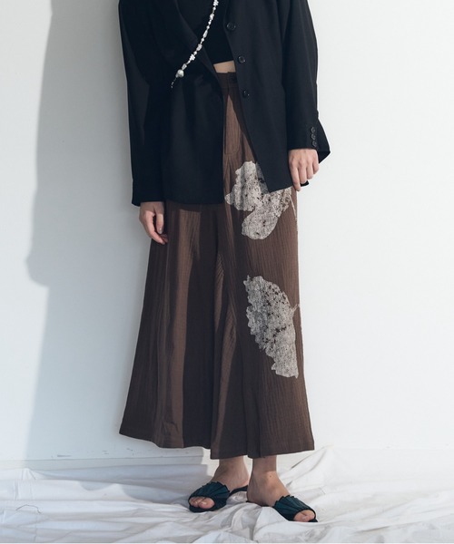 Muel Chic(ミュエルシック)の「Fiora soft skirt / フィオラソフトスカート(スカート・レディース・ブラウン/ブラック/ベージュ・FREE)」の3枚目の写真