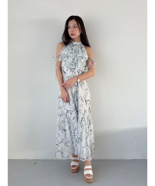 MERCURYDUO(マーキュリーデュオ)の「花柄アメスリラッフルワンピース(ワンピース・レディース・ピンク/ライトブルー/アイボリー・MEDIUM/SMALL)」の7枚目の写真