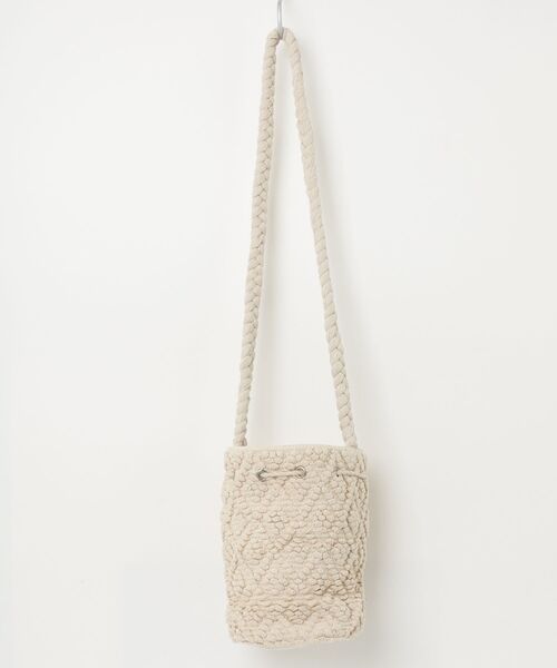 MAISON mou(メゾンムー)の「【Swaraj/スワラージ】バブルジャガード巾着ショルダー(手織生地)(ショルダーバッグ・レディース・ホワイト/グレー系その他・FREE)」の3枚目の写真