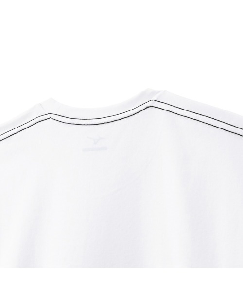 MIZUNO(ミズノ )の「MIZUNO LOOSE-FIT T-SHIRT(ミズノ ルーズフィットTシャツ)(Tシャツ/カットソー・メンズ・ブラウン/ホワイト/オリーブ系/ブルー系/レッド系/ブラック・MEDIUM/X-LARGE/LARGE)」の8枚目の写真