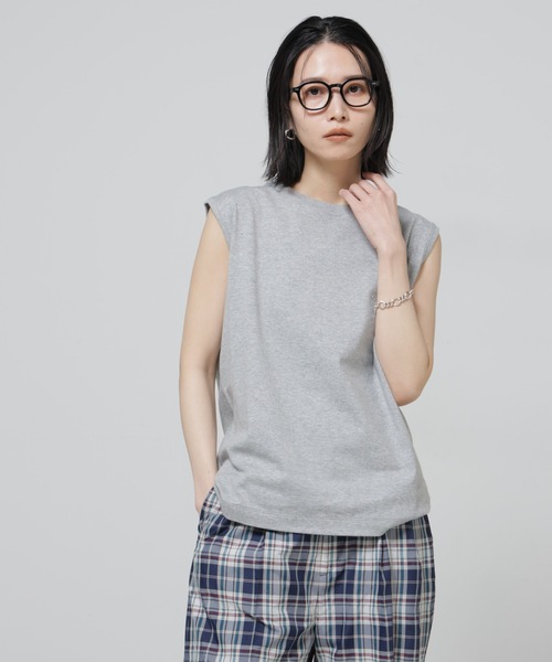NANO universe（ナノユニバース）の「Anti Soaked(R) 汗染み防止ノースリーブTシャツ（Tシャツ/カットソー・レディース・トップグレー/ブラック/ホワイト/チャコール・S/M）」の6枚目の写真