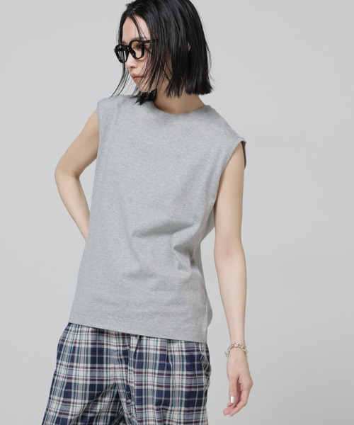NANO universe（ナノユニバース）の「Anti Soaked(R) 汗染み防止ノースリーブTシャツ（Tシャツ/カットソー・レディース・トップグレー/ブラック/ホワイト/チャコール・S/M）」の8枚目の写真