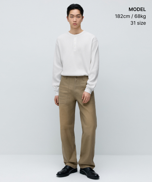 MUSINSA STANDARD（ムシンサスタンダード）の「フェイデッドバックサテンパーティグパンツ[ベージュ]（その他パンツ・メンズ・その他・26/27/28/29/36/34/32/30/31/33/40/38/42）」の2枚目の写真