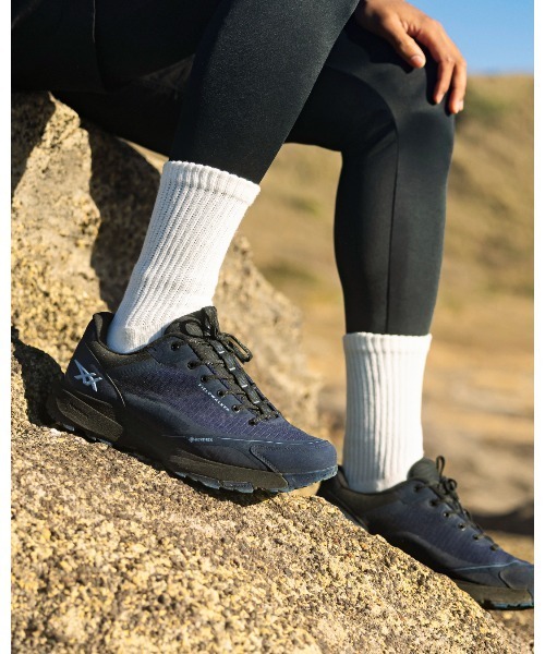 ASICS WALKING（アシックスウォーキング）の「フィールドウォーカー GORE-TEX防水 3E相当（スニーカー・レディース・ブルー系その他・22.5cm/23.0cm/24.0cm/23.5cm/24.5cm/25.0cm/26.0cm/27.0cm/27.5cm/28.0cm）」の5枚目の写真