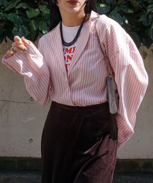 Ameri（アメリ）の「PINSTRIPE JACKET DETAIL SHIRT（シャツ/ブラウス・レディース・ピンク/ライトブルー・MEDIUM/SMALL）」の2枚目の写真