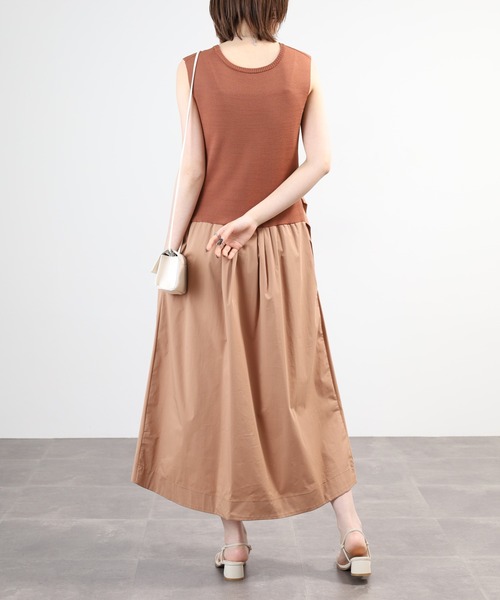 Anna Nicola(アンナニコラ)の「Anna Nicola ニット切替 ノースリーブワンピース(ワンピース・レディース・キャメル/モカ・38)」の6枚目の写真