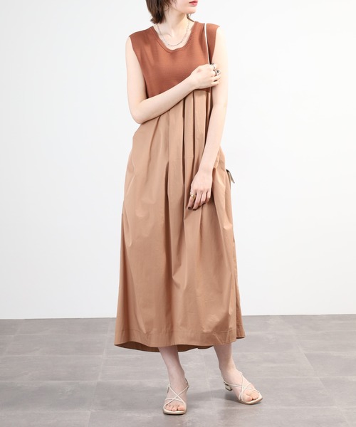 Anna Nicola(アンナニコラ)の「Anna Nicola ニット切替 ノースリーブワンピース(ワンピース・レディース・キャメル/モカ・38)」の4枚目の写真