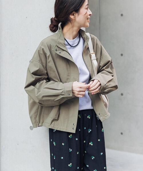 URBAN RESEARCH DOORS(アーバンリサーチドアーズ)の「撥水/防花粉スタンドブルゾン(ブルゾン・レディース・アイボリー/カーキ・FREE)」の2枚目の写真