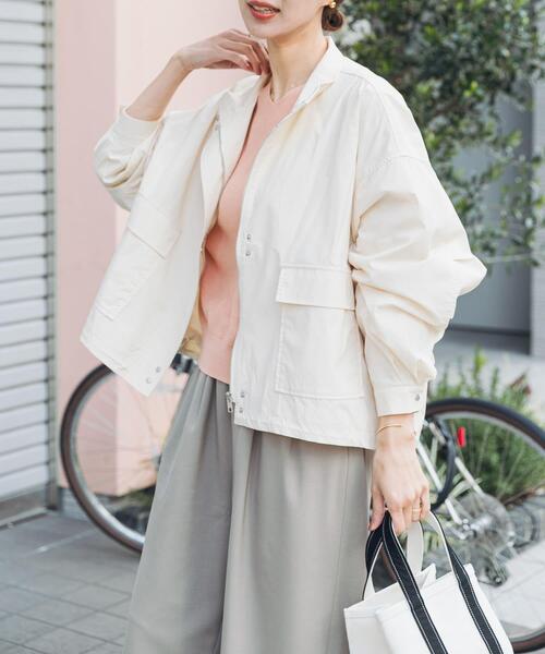 URBAN RESEARCH DOORS(アーバンリサーチドアーズ)の「撥水/防花粉スタンドブルゾン(ブルゾン・レディース・アイボリー/カーキ・FREE)」の7枚目の写真
