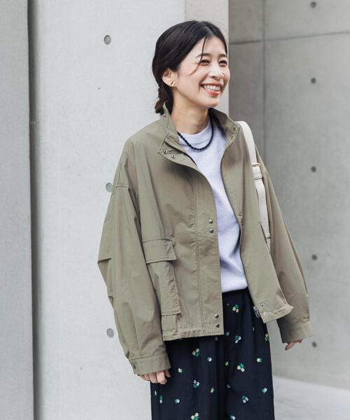 URBAN RESEARCH DOORS(アーバンリサーチドアーズ)の「撥水/防花粉スタンドブルゾン(ブルゾン・レディース・アイボリー/カーキ・FREE)」の13枚目の写真