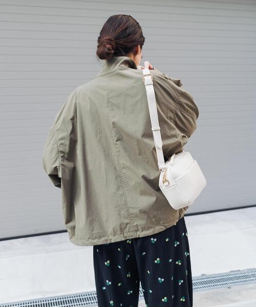 URBAN RESEARCH DOORS(アーバンリサーチドアーズ)の「撥水/防花粉スタンドブルゾン(ブルゾン・レディース・アイボリー/カーキ・FREE)」の17枚目の写真