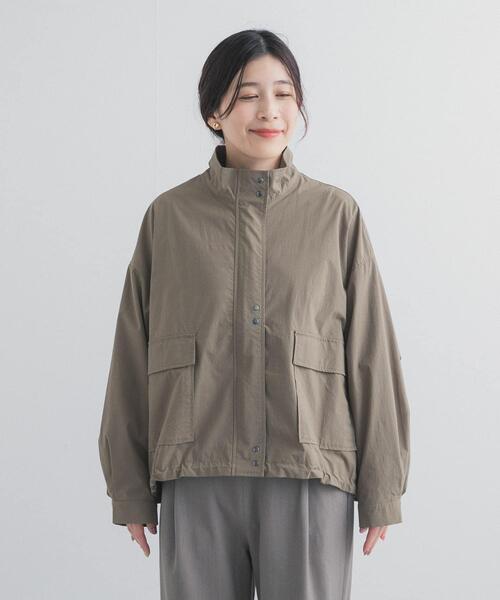 URBAN RESEARCH DOORS(アーバンリサーチドアーズ)の「撥水/防花粉スタンドブルゾン(ブルゾン・レディース・アイボリー/カーキ・FREE)」の19枚目の写真