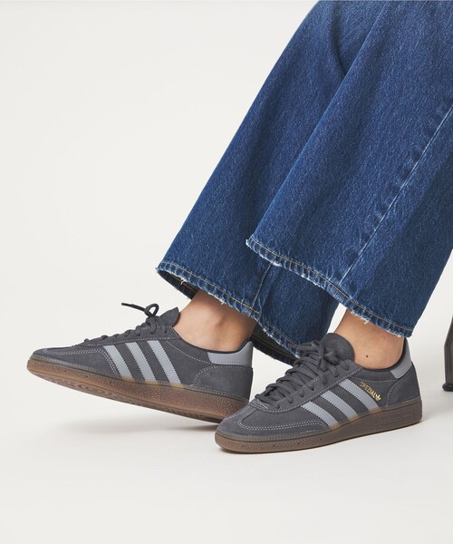 adidas Originals（アディダスオリジナルス）の「＜adidas Originals＞ハンドボール スペツィアル スニーカー（スニーカー・レディース・ダークグレー・25cm/24.5cm/23cm/24cm/23.5cm/22.5cm）」の2枚目の写真