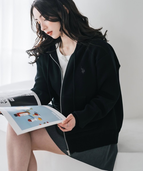 U.S. POLO ASSN.(ユーエスポロアッスン)の「U.S. POLO ASSN. ユーエスポロアッスン W's オーバーサイズワンポイントロゴ刺繍スウェットライクニット短丈長袖パーカー(パーカー・レディース・ネイビー/杢グレー/ブラック・M/L)」の11枚目の写真