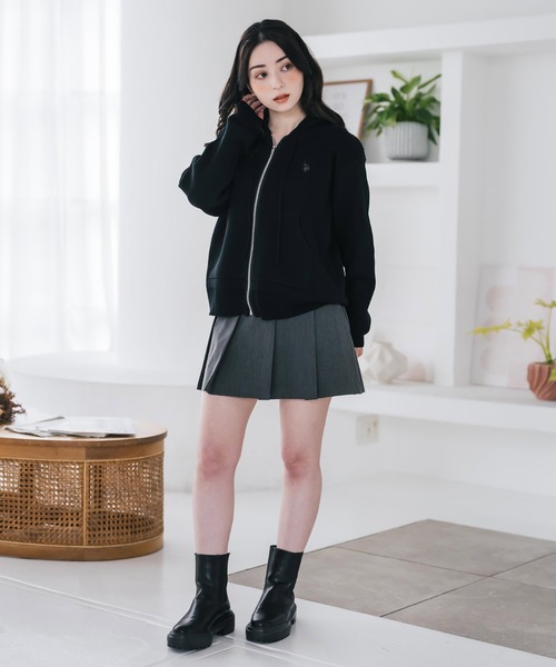 U.S. POLO ASSN.(ユーエスポロアッスン)の「U.S. POLO ASSN. ユーエスポロアッスン W's オーバーサイズワンポイントロゴ刺繍スウェットライクニット短丈長袖パーカー(パーカー・レディース・ネイビー/杢グレー/ブラック・M/L)」の9枚目の写真
