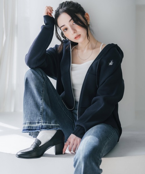 U.S. POLO ASSN.(ユーエスポロアッスン)の「U.S. POLO ASSN. ユーエスポロアッスン W's オーバーサイズワンポイントロゴ刺繍スウェットライクニット短丈長袖パーカー(パーカー・レディース・ネイビー/杢グレー/ブラック・M/L)」の16枚目の写真