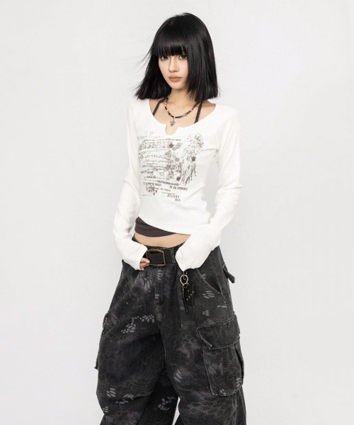 Alvia(アルビア)の「レイヤード風トップス(その他トップス・レディース・グレー/ホワイト・M)」の8枚目の写真