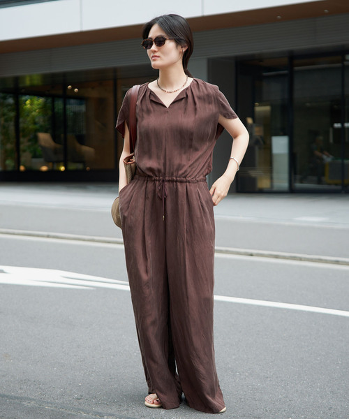 IENA(イエナ)の「《接触冷感/手洗い可》キュプラオーバーフレンチオールインワン(つなぎ/オールインワン・レディース・ブラウン/ブラック系その他・38/36)」の5枚目の写真
