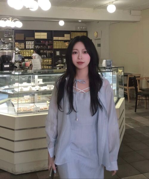 MICANE（ミケーネ）の「ビアストライプドレスシャツセットアップ（ワンピース・レディース・スカイブルー/ブラック/クリーム・SMALL/MEDIUM/LARGE/X-LARGE/XX-LARGE）」の14枚目の写真