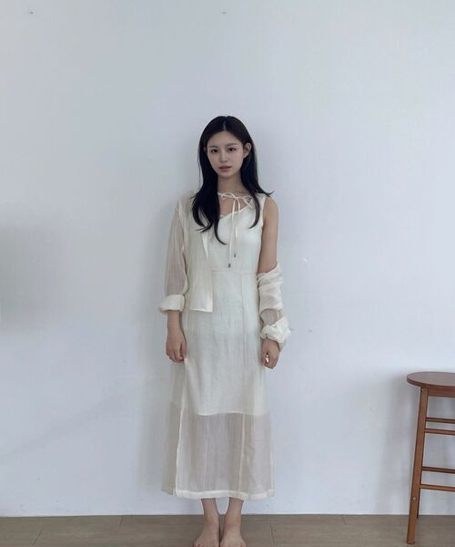 MICANE（ミケーネ）の「ビアストライプドレスシャツセットアップ（ワンピース・レディース・スカイブルー/ブラック/クリーム・SMALL/MEDIUM/LARGE/X-LARGE/XX-LARGE）」の12枚目の写真