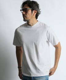 The DUFFER of ST.GEORGE（ザダファーオブセントジョージ）の「SILICON BIO SHALLOW V NECK S SL TEE:シリコンバイオ加工 シルキータッチ 浅Vネック Tシャツ（Tシャツ/カットソー）」