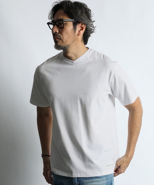 The DUFFER of ST.GEORGE(ザダファーオブセントジョージ)の「SILICON BIO SHALLOW V NECK S/SL TEE:シリコンバイオ加工 シルキータッチ 浅Vネック Tシャツ(Tシャツ/カットソー・メンズ・チャコールグレー/ブラック/ホワイト・MEDIUM/SMALL/X-LARGE/LARGE)」の2枚目の写真