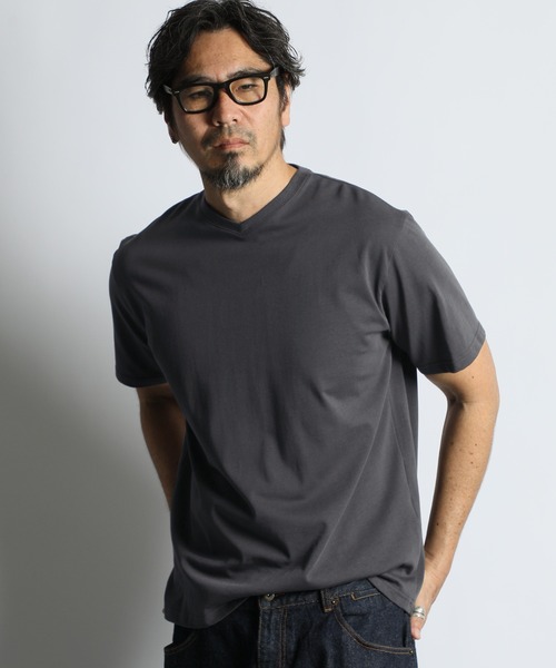 The DUFFER of ST.GEORGE(ザダファーオブセントジョージ)の「SILICON BIO SHALLOW V NECK S/SL TEE:シリコンバイオ加工 シルキータッチ 浅Vネック Tシャツ(Tシャツ/カットソー・メンズ・チャコールグレー/ブラック/ホワイト・MEDIUM/SMALL/X-LARGE/LARGE)」の3枚目の写真