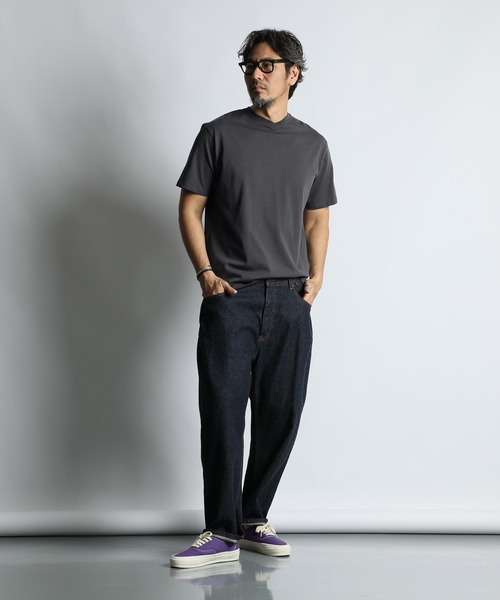 The DUFFER of ST.GEORGE(ザダファーオブセントジョージ)の「SILICON BIO SHALLOW V NECK S/SL TEE:シリコンバイオ加工 シルキータッチ 浅Vネック Tシャツ(Tシャツ/カットソー・メンズ・チャコールグレー/ブラック/ホワイト・MEDIUM/SMALL/X-LARGE/LARGE)」の9枚目の写真