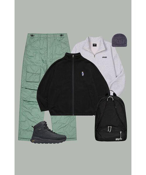 YALE(イェール)の「エンブロイダリーダンフリーストラックジャケット_ブラック(その他アウター・レディース・その他・LARGE/MEDIUM/SMALL/X-LARGE)」の2枚目の写真