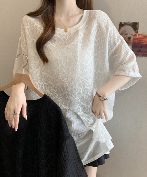 AMAJI(アマジ)の「ラウンドネック 半袖 レースレイヤード ドロップショルダー トップス(Tシャツ/カットソー・レディース・ホワイト/ブラック・MEDIUM/LARGE/X-LARGE)」の4枚目の写真