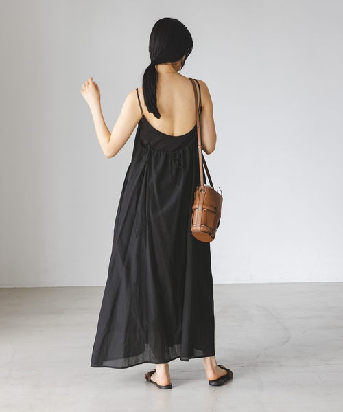 normment(ノーメント)の「【洗える】normment/ノーメント COTTON RAYON CAMI DRESS(ワンピース・レディース・カーキ/ブラック・FREE)」の15枚目の写真
