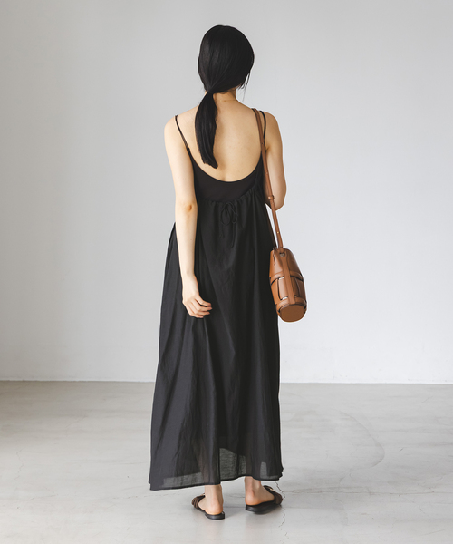 normment(ノーメント)の「【洗える】normment/ノーメント COTTON RAYON CAMI DRESS(ワンピース・レディース・カーキ/ブラック・FREE)」の21枚目の写真