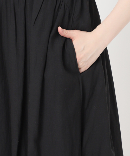 normment(ノーメント)の「【洗える】normment/ノーメント COTTON RAYON CAMI DRESS(ワンピース・レディース・カーキ/ブラック・FREE)」の5枚目の写真