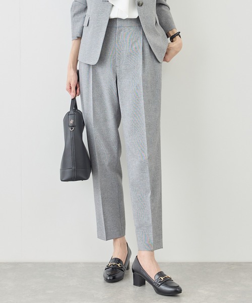 ROPE' PICNIC(ロペピクニック)の「リネンライクシリーズ ドライタッチテーパードパンツ/UVカット・接触冷感・防シワ(その他パンツ・レディース・グレー系その他/ネイビー/ブラウン・S/L/M)」の2枚目の写真