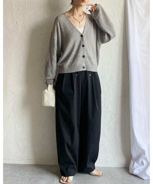 She's Closet（シーズクローゼット）の「透かし編み コットンタッチ 深Vネック サマーニットカーディガン（カーディガン/ボレロ・レディース・ブラック/アイボリー/グレー/ベージュ・FREE）」の17枚目の写真