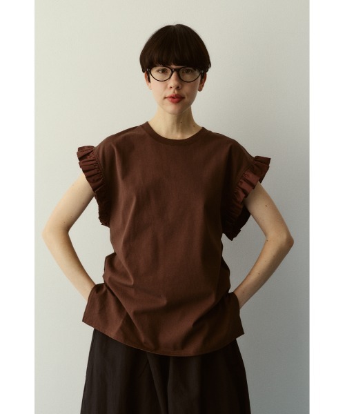 HeRIN.CYE(ヘリンドットサイ)の「Point frill box tops(Tシャツ/カットソー・レディース・ブラウン/ホワイト/ブラック・FREE)」の7枚目の写真