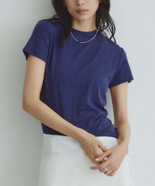 DRWCYS(ドロシーズ)の「ベーシックコンパクトTEE(Tシャツ/カットソー・レディース・ホワイト/イエロー/ネイビー/ブラック・FREE)」の2枚目の写真