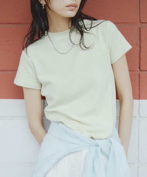 DRWCYS(ドロシーズ)の「ベーシックコンパクトTEE(Tシャツ/カットソー・レディース・ホワイト/イエロー/ネイビー/ブラック・FREE)」の4枚目の写真