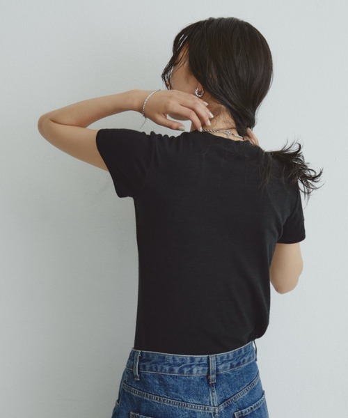 DRWCYS(ドロシーズ)の「ベーシックコンパクトTEE(Tシャツ/カットソー・レディース・ホワイト/イエロー/ネイビー/ブラック・FREE)」の21枚目の写真