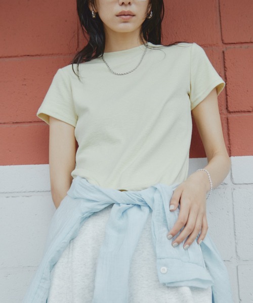 DRWCYS(ドロシーズ)の「ベーシックコンパクトTEE(Tシャツ/カットソー・レディース・ホワイト/イエロー/ネイビー/ブラック・FREE)」の8枚目の写真