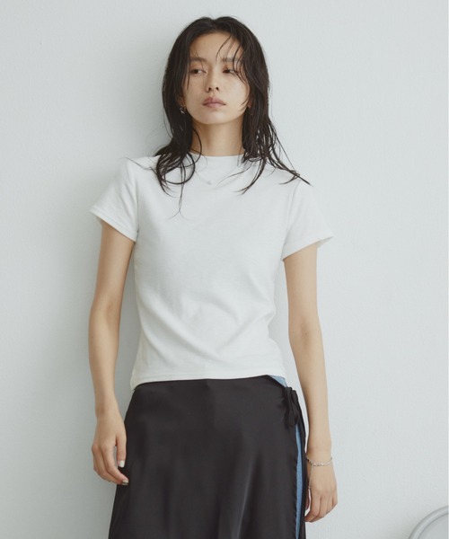 DRWCYS(ドロシーズ)の「ベーシックコンパクトTEE(Tシャツ/カットソー・レディース・ホワイト/イエロー/ネイビー/ブラック・FREE)」の16枚目の写真