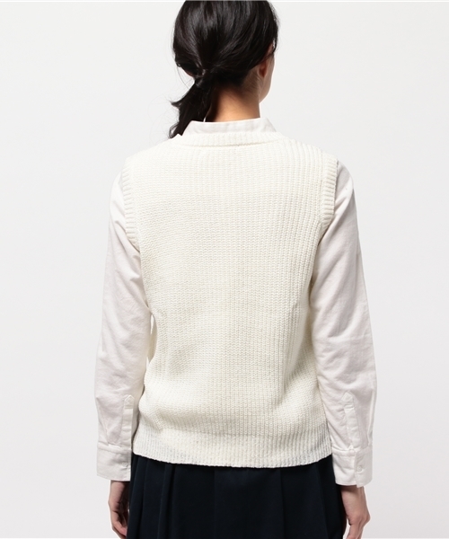 ikka（イッカ）の「5G畦アイレットベスト（ベスト・レディース・ネイビー/ベージュ/オフホワイト・FREE）」の6枚目の写真