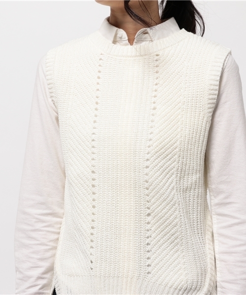 ikka（イッカ）の「5G畦アイレットベスト（ベスト・レディース・ネイビー/ベージュ/オフホワイト・FREE）」の8枚目の写真