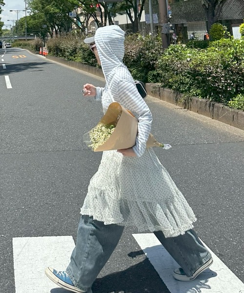 Alley Tokyo(アリートーキョー)の「ボーダーフードシアーT(Tシャツ/カットソー・レディース・ネイビー/イエロー/サックスブルー・FREE)」の4枚目の写真