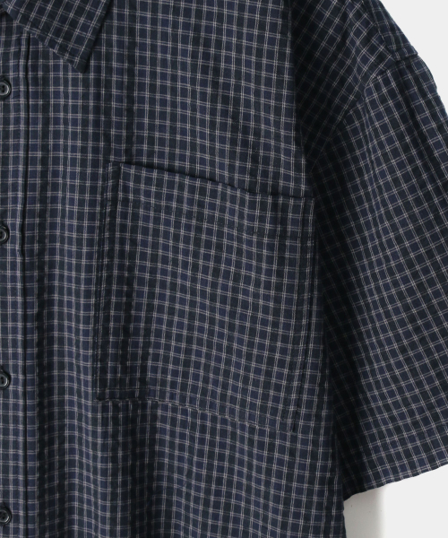 INDUST（インダスト）の「ウェイク チェックシャツ_ネイビー（シャツ/ブラウス・メンズ・ネイビー・3(L)/1(S)/2(M)）」の3枚目の写真