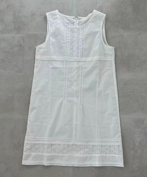 hugi（ハギ）の「COTTON STAR LACE DRESS / コットンスターレースドレス（ワンピース・レディース・ホワイト・FREE）」の6枚目の写真