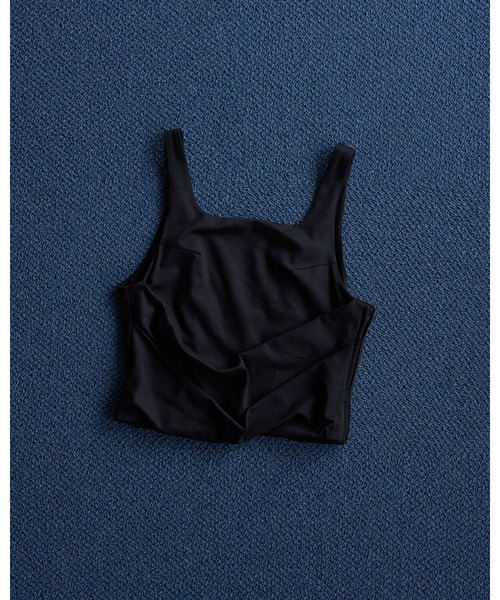 anuke(アンヌーク)の「Drape Cut Tanktop(タンクトップ・レディース・ブラック/アイボリー・FREE)」の10枚目の写真